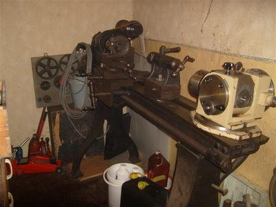 alte Drehbank Reitstockseite.JPG